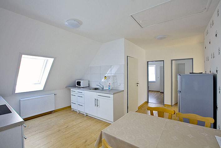 App. 4 Schlafzimmer Kueche2.jpg